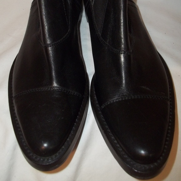 MIU MIU Black Leather Ankle Shootie Slip-On Shoes - Picture 2 of 8